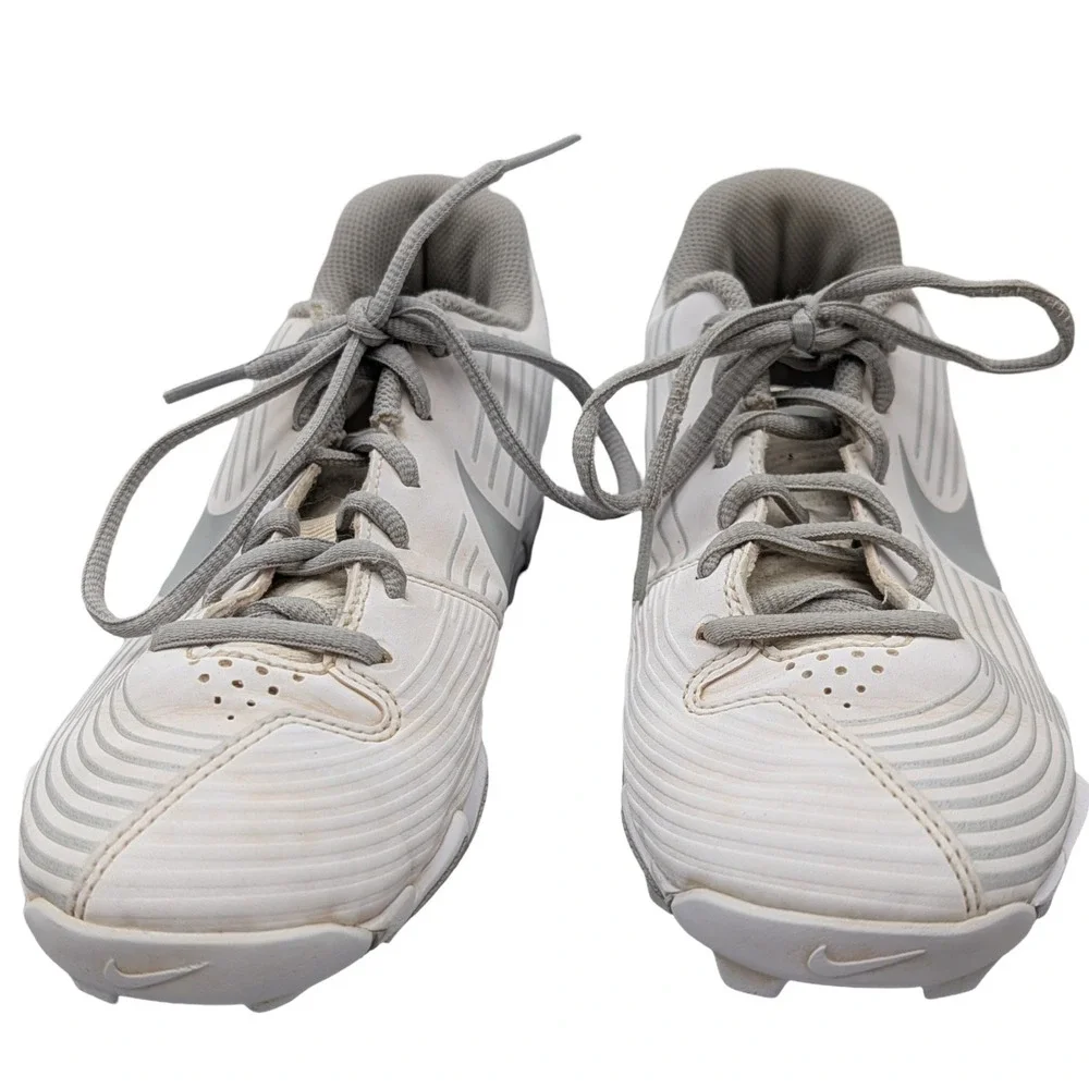 Nike Hyperdiamond 4 Keystone Softball Cleats White Wolf Grey AO7938-104 Size 6Y
